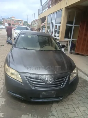 Toyota Camry LE 4dr Sedan (2.4L 4cyl 5A) 2008 Gray