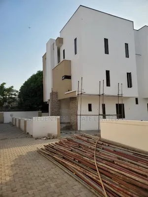 5bdrm Duplex in Asokoro for sale