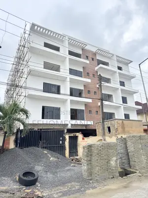 2bdrm Apartment in Lekki Phase 1 for sale