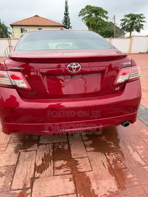 Toyota Camry SE 4dr Sedan (2.5L 4cyl 6AM) 2010 Red