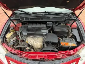 Toyota Camry SE 4dr Sedan (2.5L 4cyl 6AM) 2010 Red