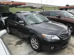 Toyota Camry 2010 Gray