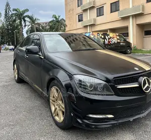 Mercedes-Benz C350 C350 BlueEFFICIENCY RWD 2010 Black