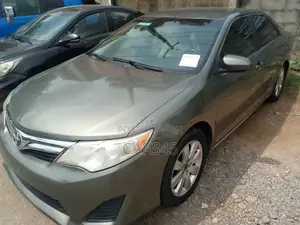 Toyota Camry 2014 Gray