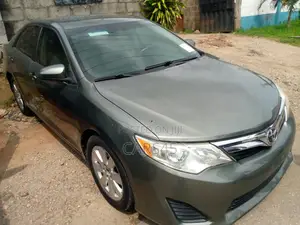 Toyota Camry 2014 Gray