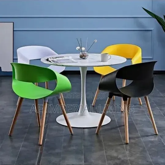Round Dining Set – Table + 4 Chairs