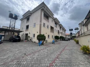 4bdrm Duplex in Oniru Victoria for rent