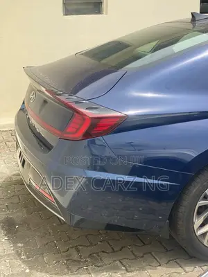 Hyundai Sonata SE 2021 Blue