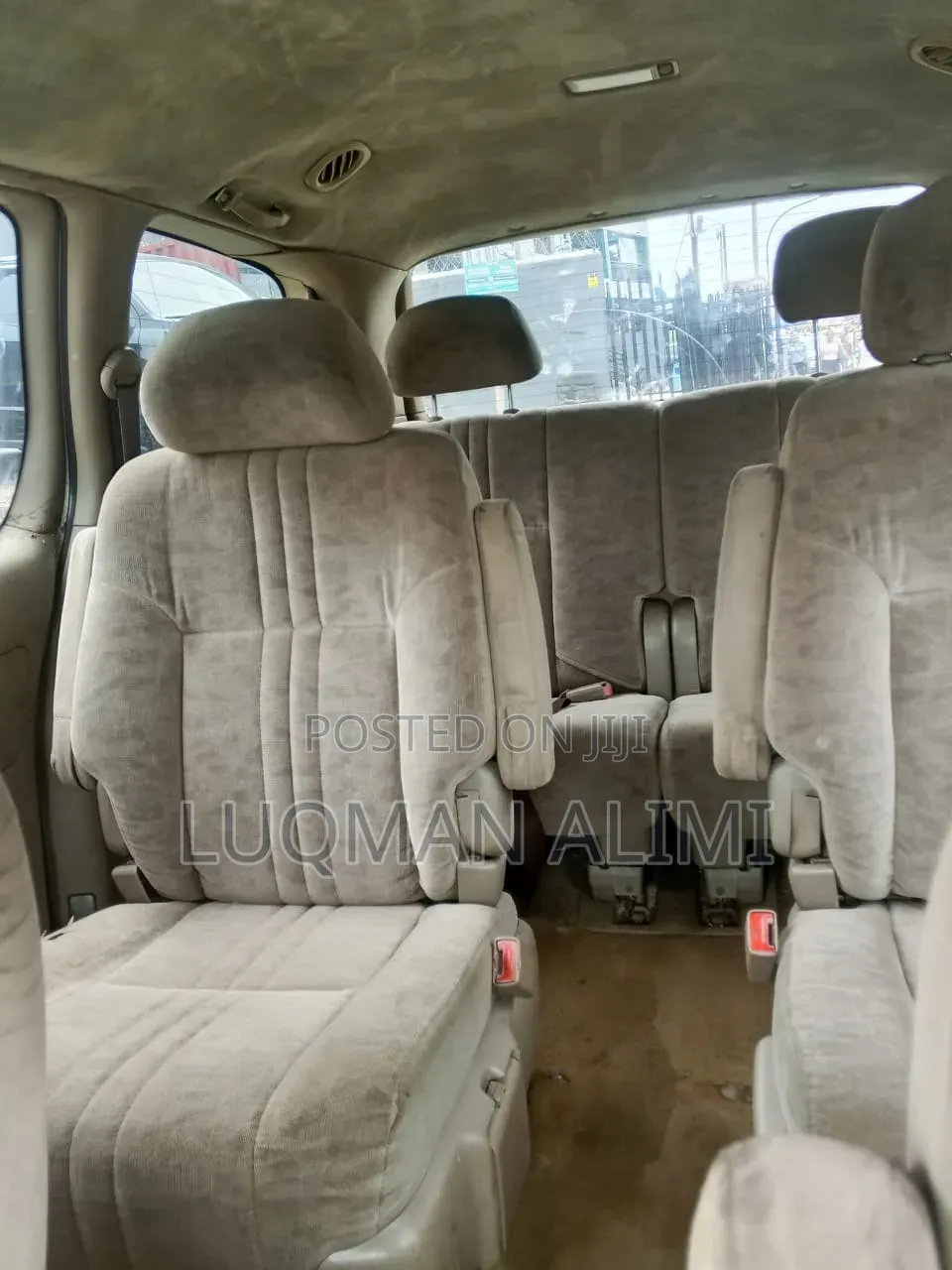 Toyota Voxy 2005 Gold