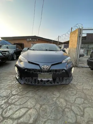Toyota Corolla SE Special Edition 4dr Sedan (1.8L 4cyl CVT) 2017 Gray