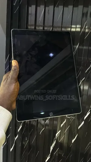 Apple iPad mini 3 64 GB Silver