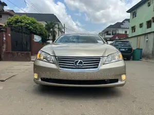 Lexus ES 350 2011