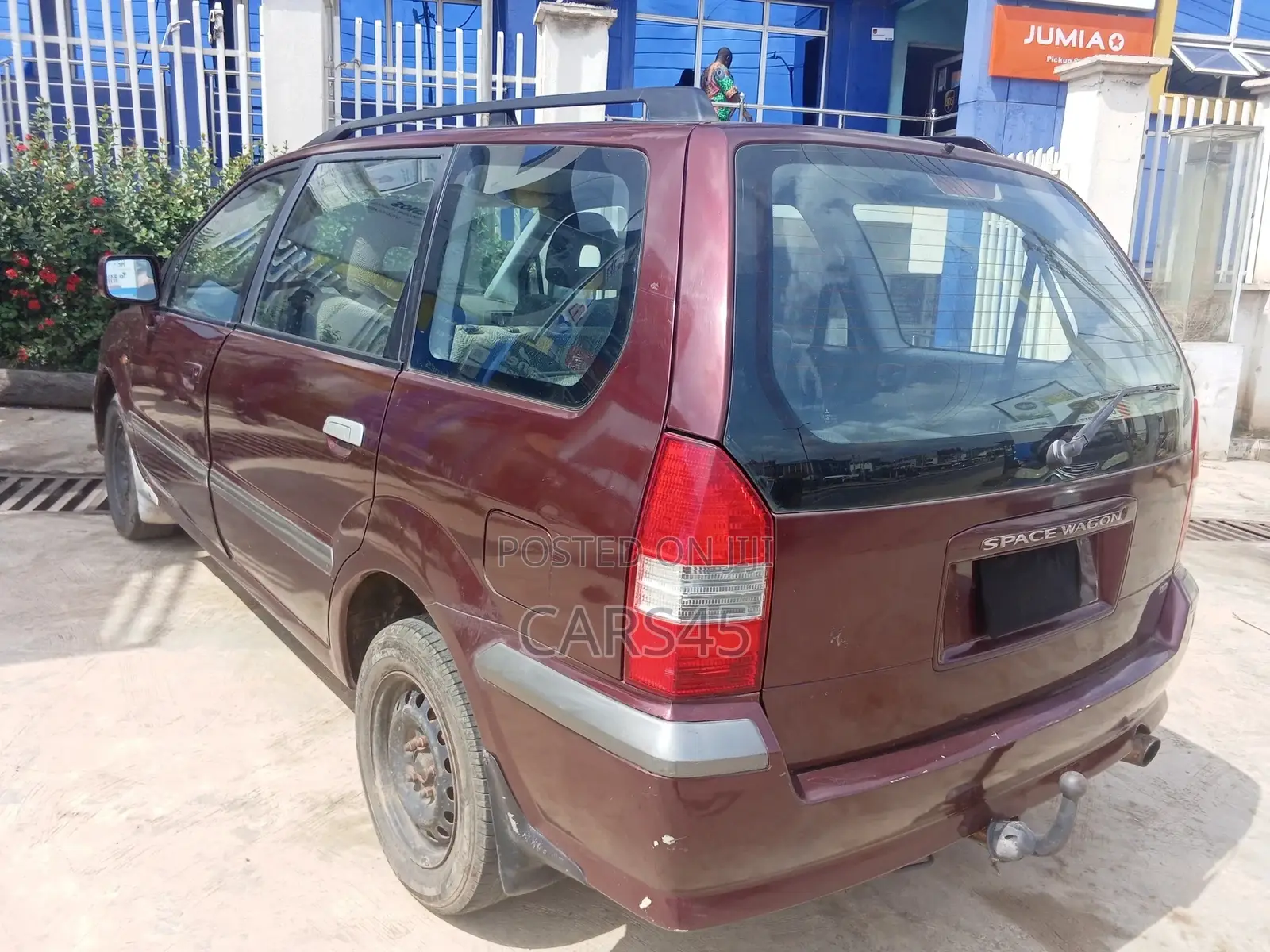 Mitsubishi SpaceWagon 1998 Red