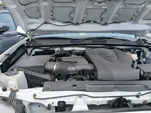 Toyota Tacoma TRD Sport Double Cab 6' Bed V6 AT 2023 White