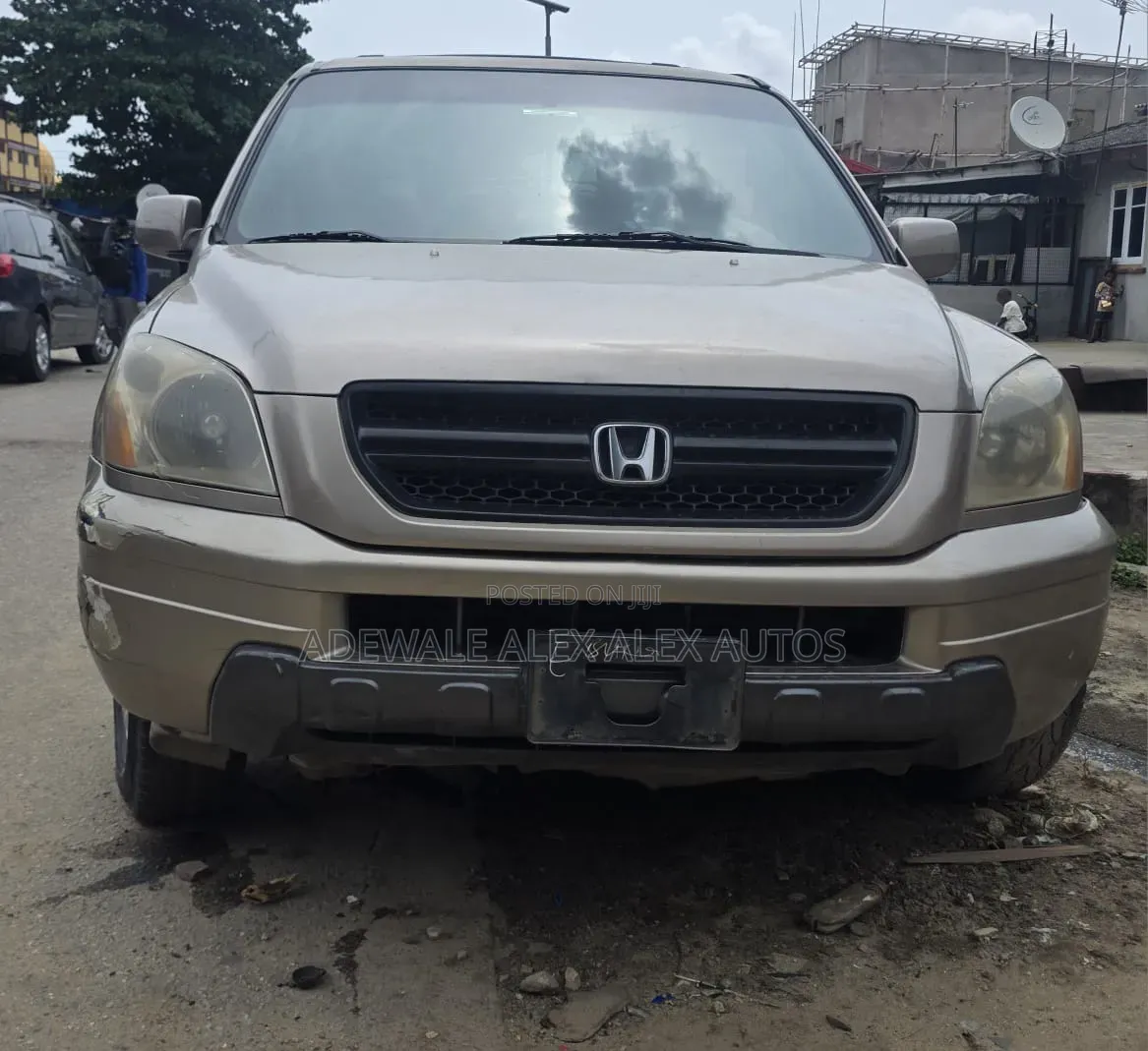 Honda Pilot 2005 Gold
