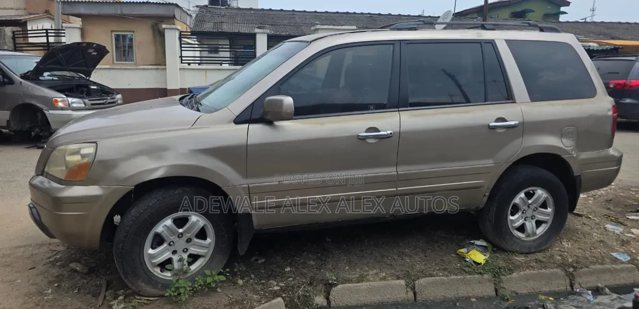 Honda Pilot 2005 Gold