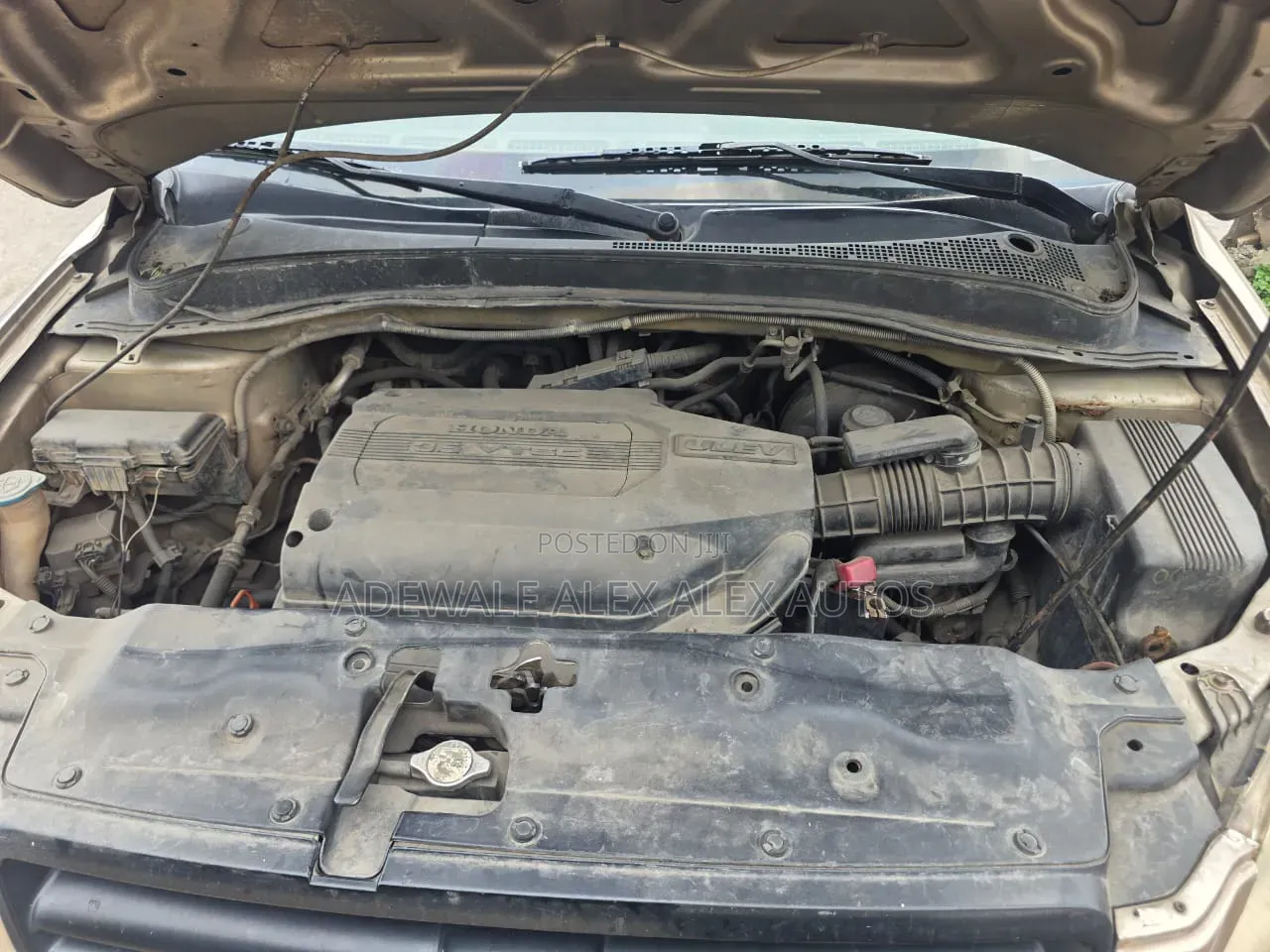 Honda Pilot 2005 Gold