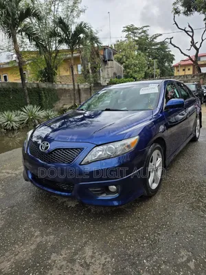 Toyota Camry 2010 Blue