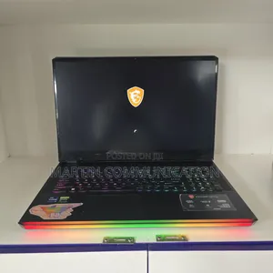 Laptop MSI Raider GE76 12UGS 16GB Intel Core i9 SSD 1T