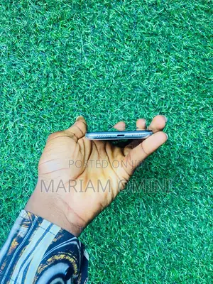 Apple iPhone X 256 GB White
