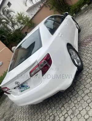Toyota Camry L 4dr Sedan (2.5L 4cyl 6A) 2013 White
