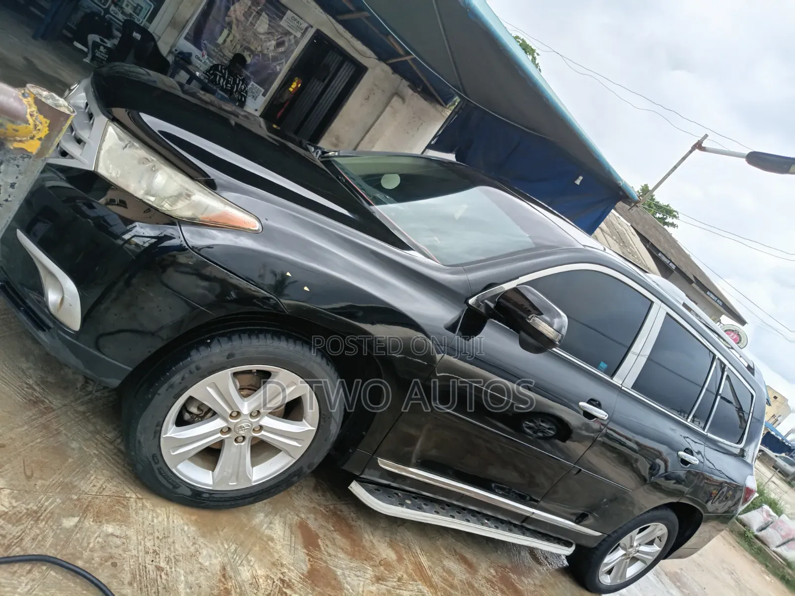 Toyota Highlander SE 2011 Black