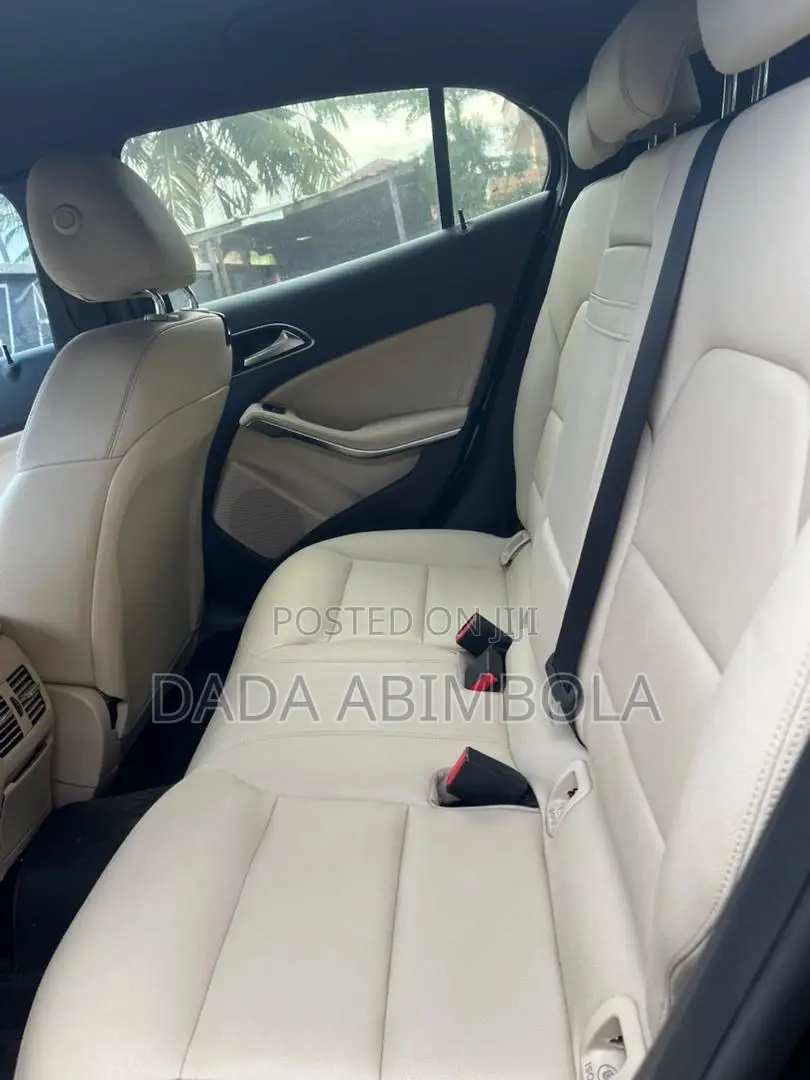 Mercedes-Benz GLA-Class 2017 Black