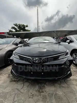 Toyota Corolla XSE 2023 Black