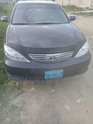 Toyota Camry LE V6 4dr Sedan (3.0L 6cyl 5A) 2006 Blue