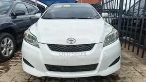Toyota Matrix 2008 White
