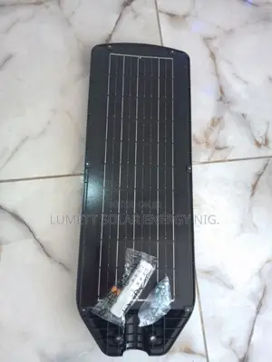 Sukhig 1200w Solar Street Light Mono Panel Lithium Battery for Outdoor