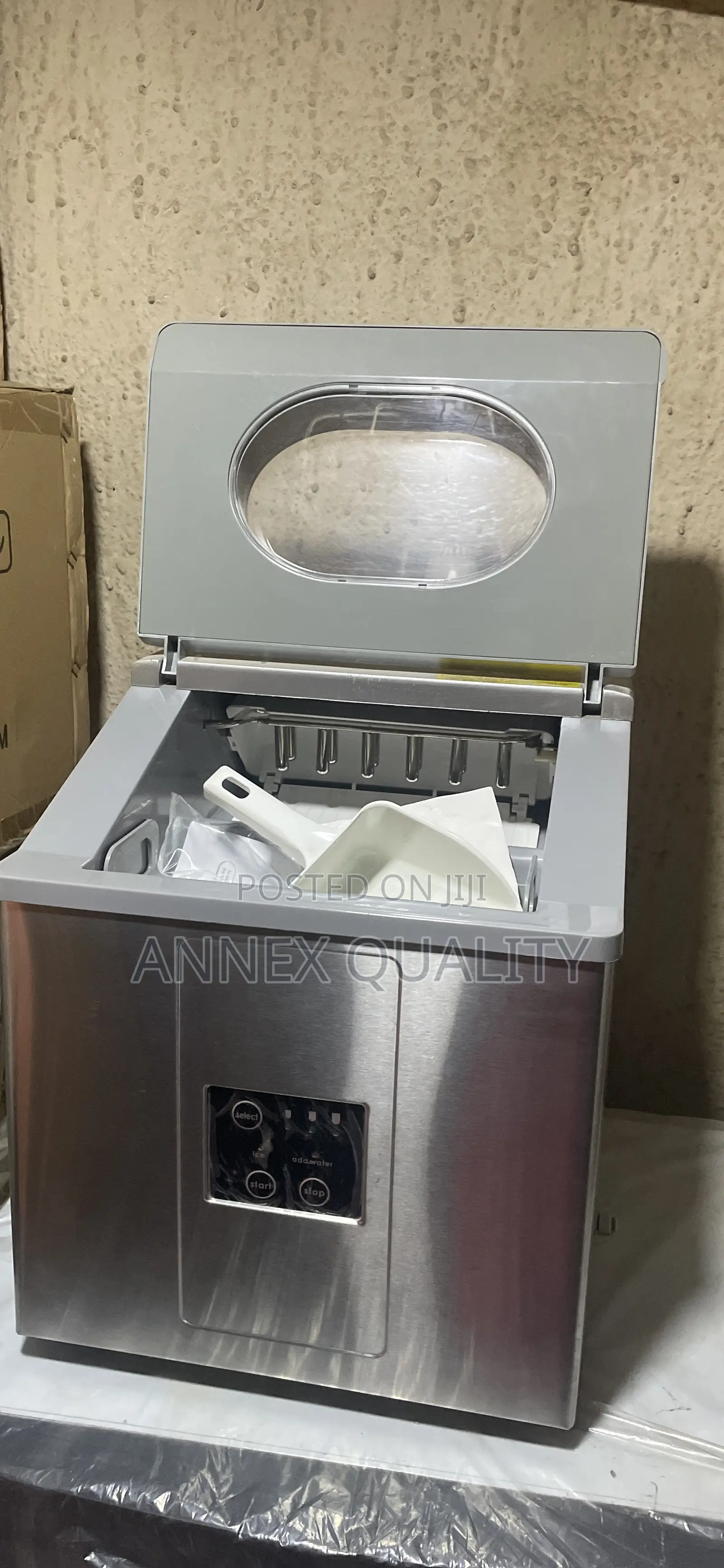 Commercial Ice Cube Maker