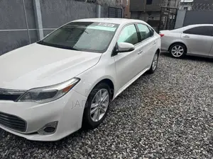 Toyota Avalon 2015 White