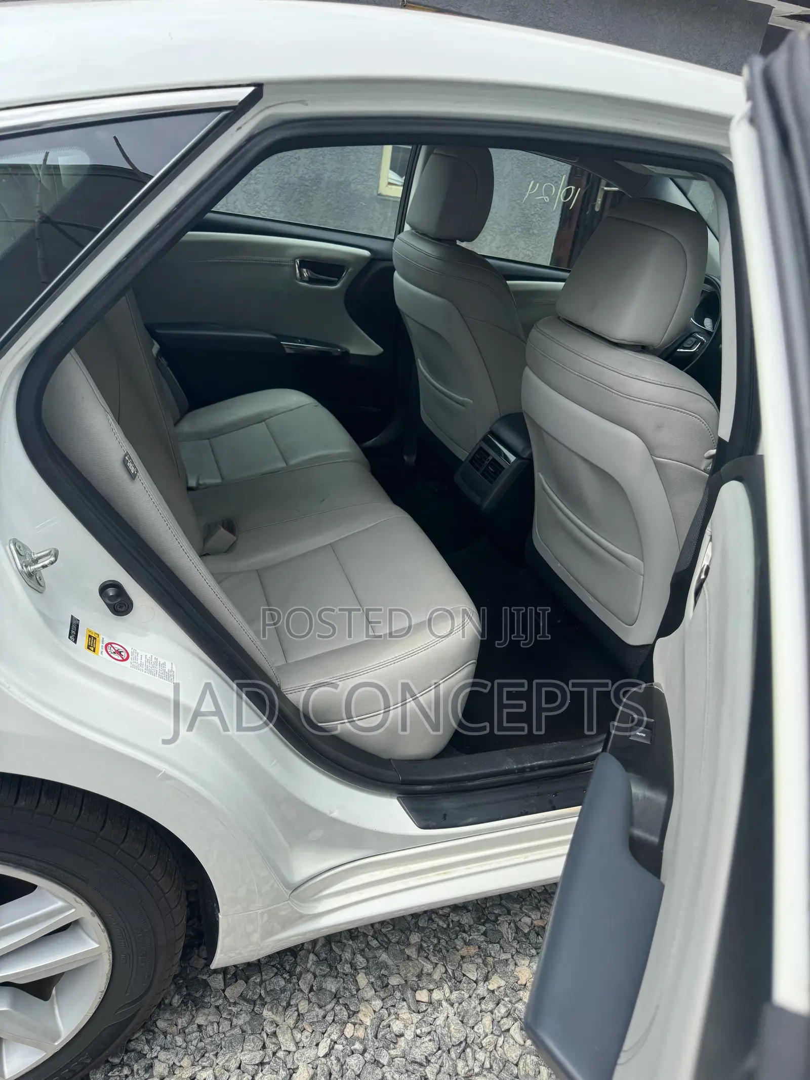 Toyota Avalon 2015 White