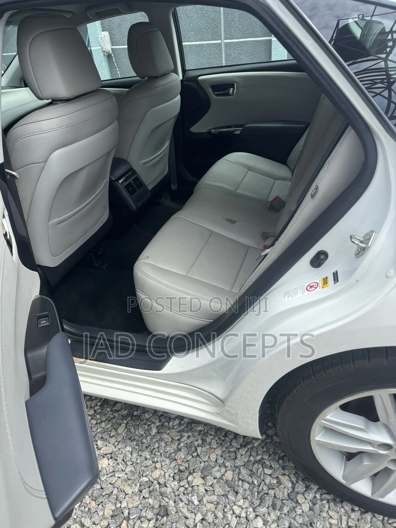 Toyota Avalon 2015 White