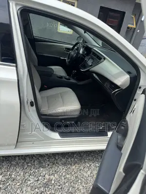 Toyota Avalon 2015 White