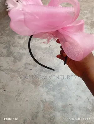 Quality Fascinator
