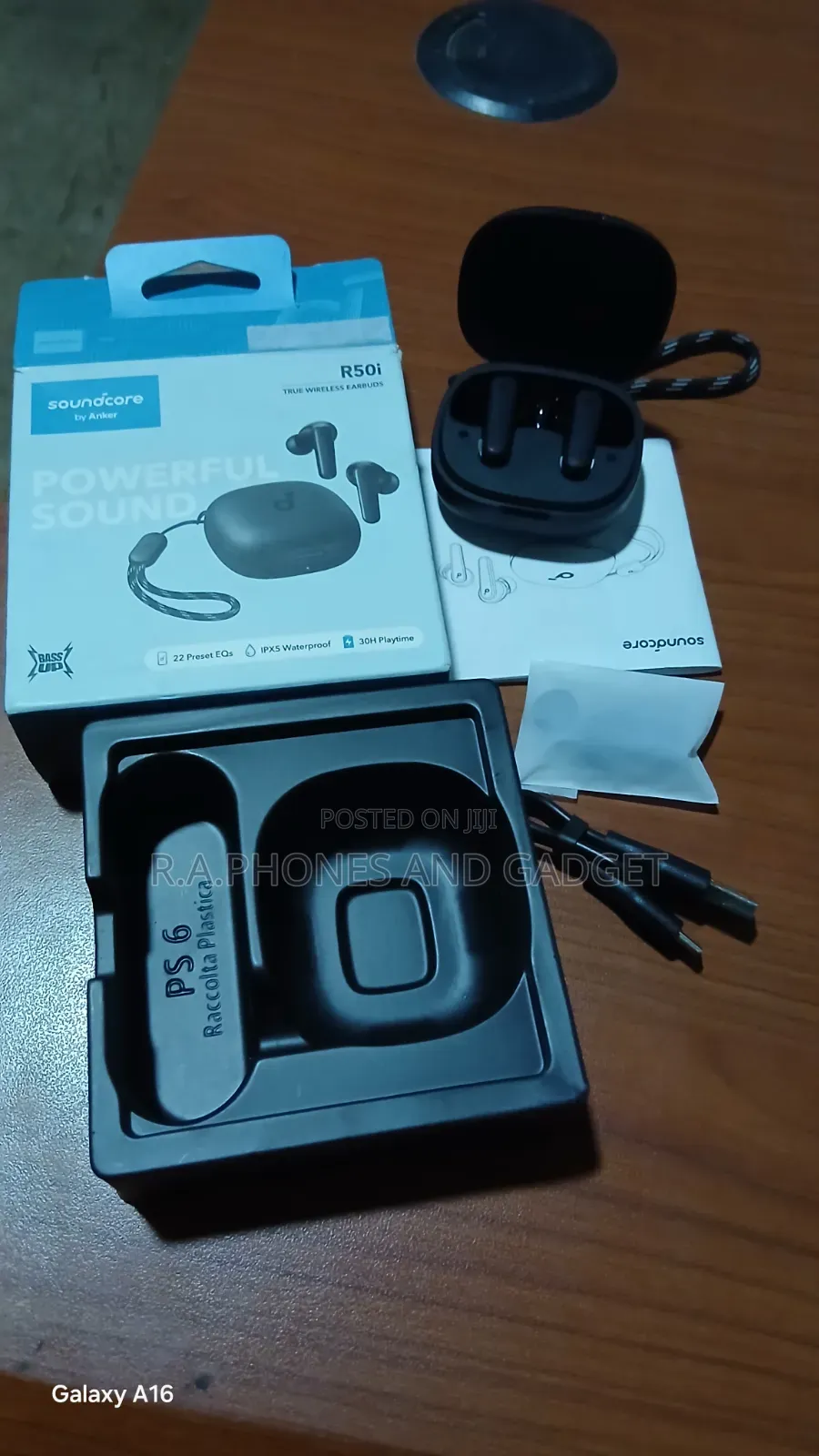 R50i Earbuds
