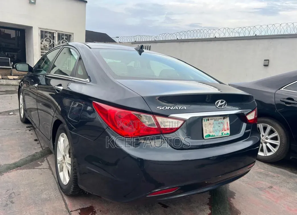 Hyundai Sonata 2013 Silver