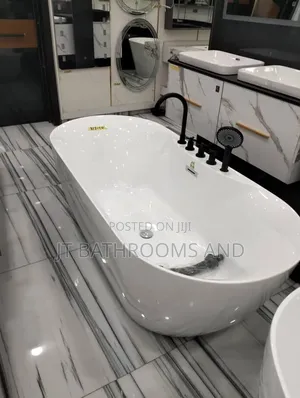 Types of Luxury Bathtubs Available 1. Freestanding Luxury