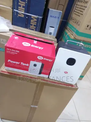 Itel Power Tank All-in-One Solar Generator and Power Station