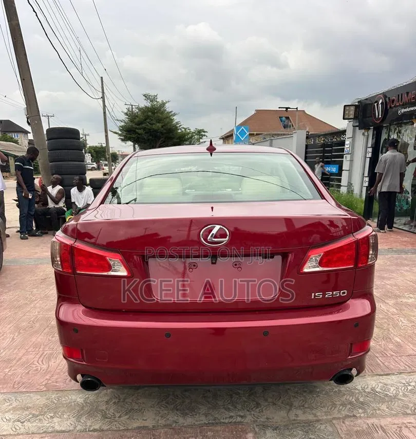 Lexus IS 2012 Red