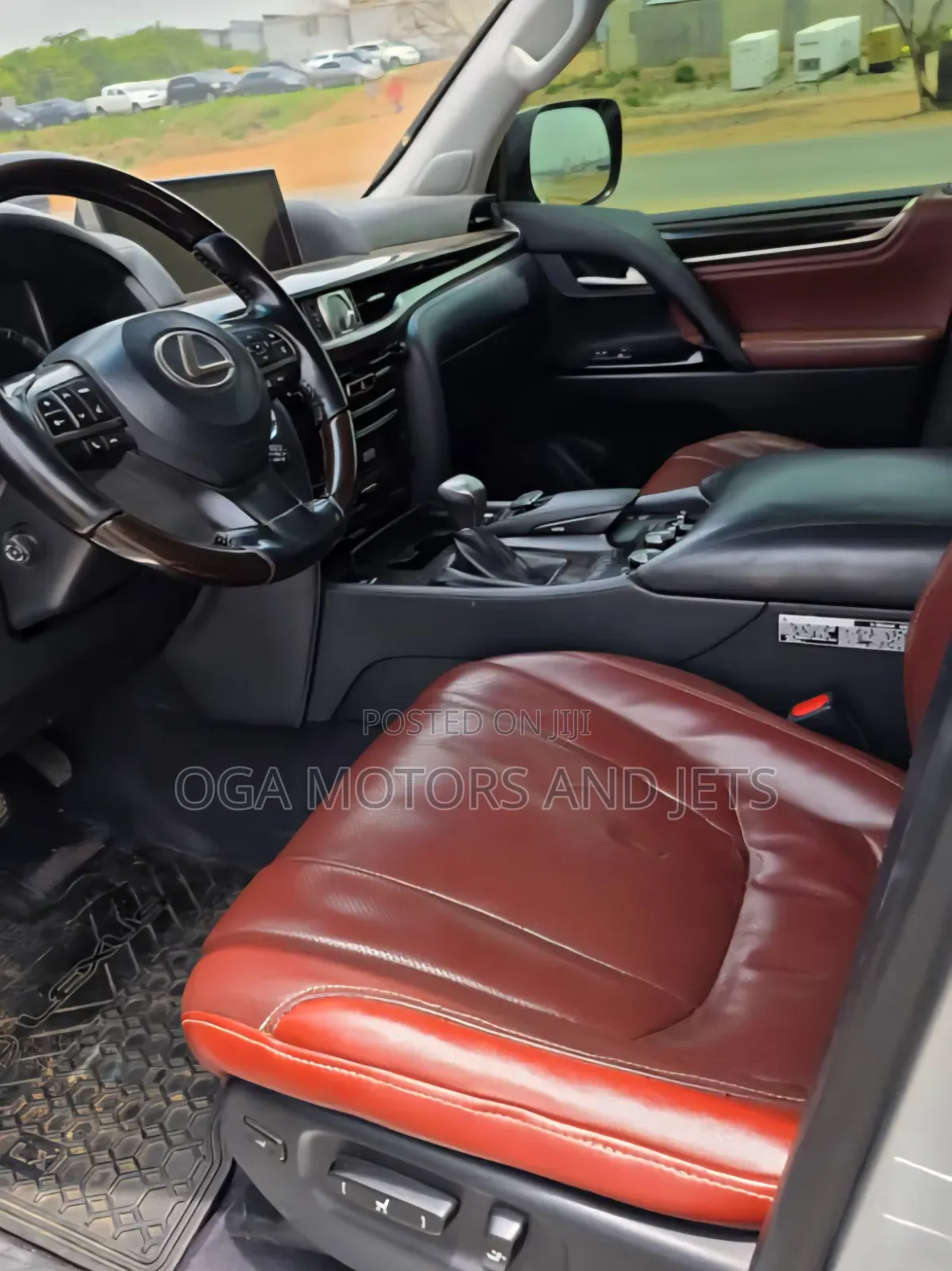Lexus LX 2018 White