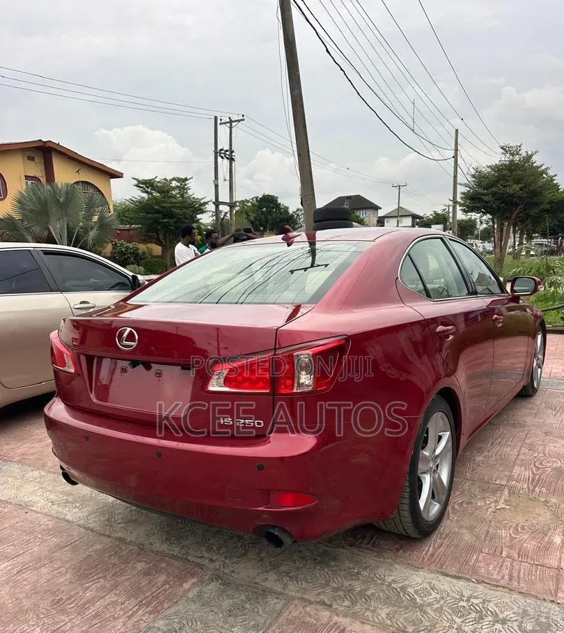 Lexus IS 2012 Red