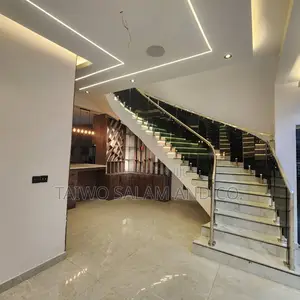 5bdrm Duplex in Agodi for sale