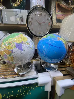 English Style European Design Globe Map