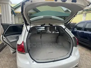 Toyota Venza 2012 White