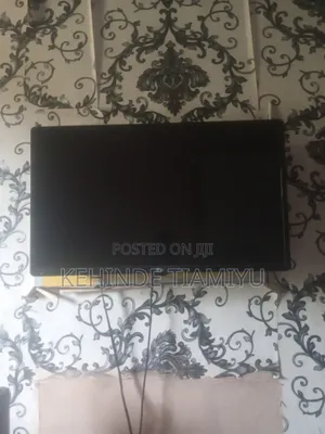 Urgent Cash 32inches Lg Led Tv Abk Only Pick Up at Abk
