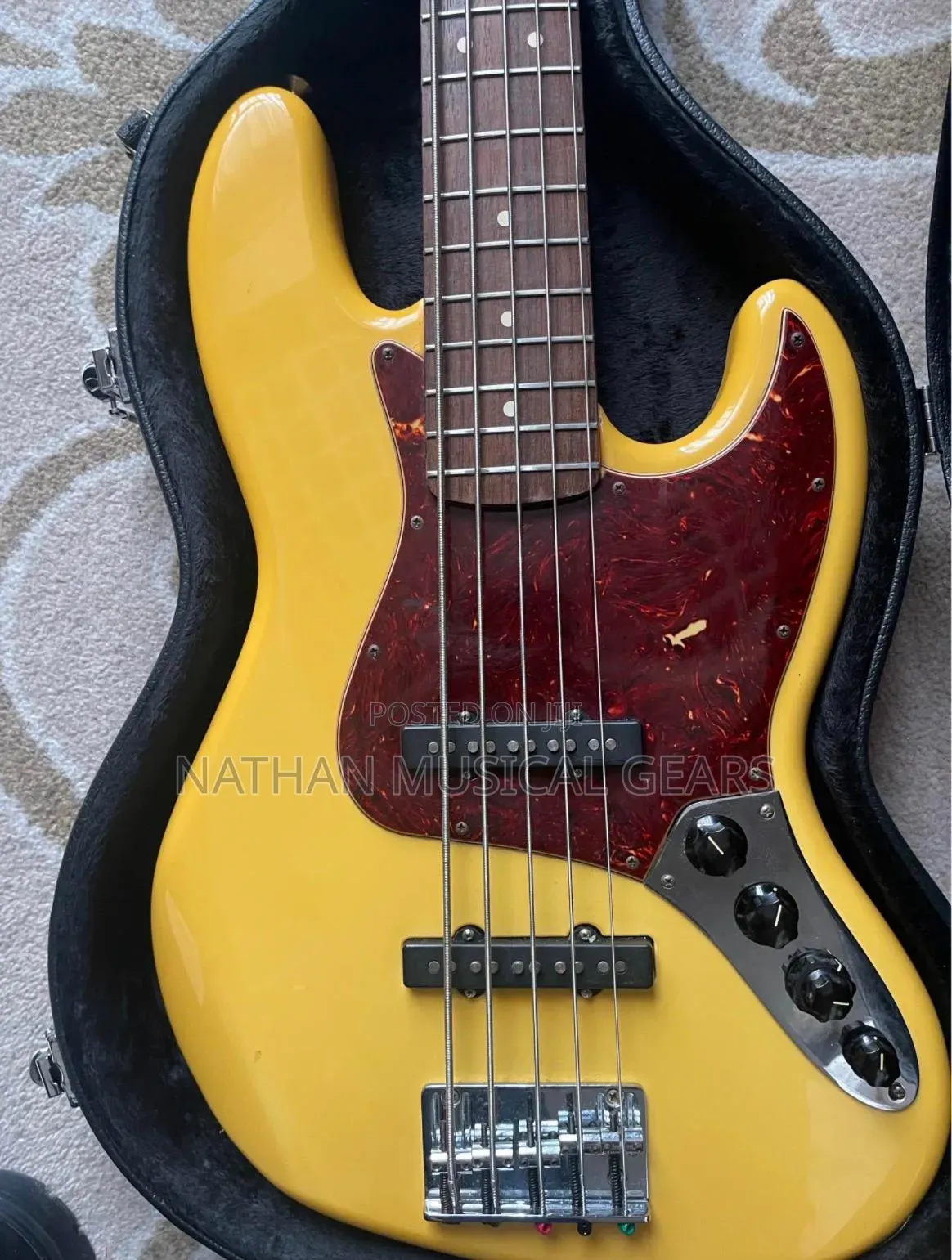 Ibanez Bass Guiter
