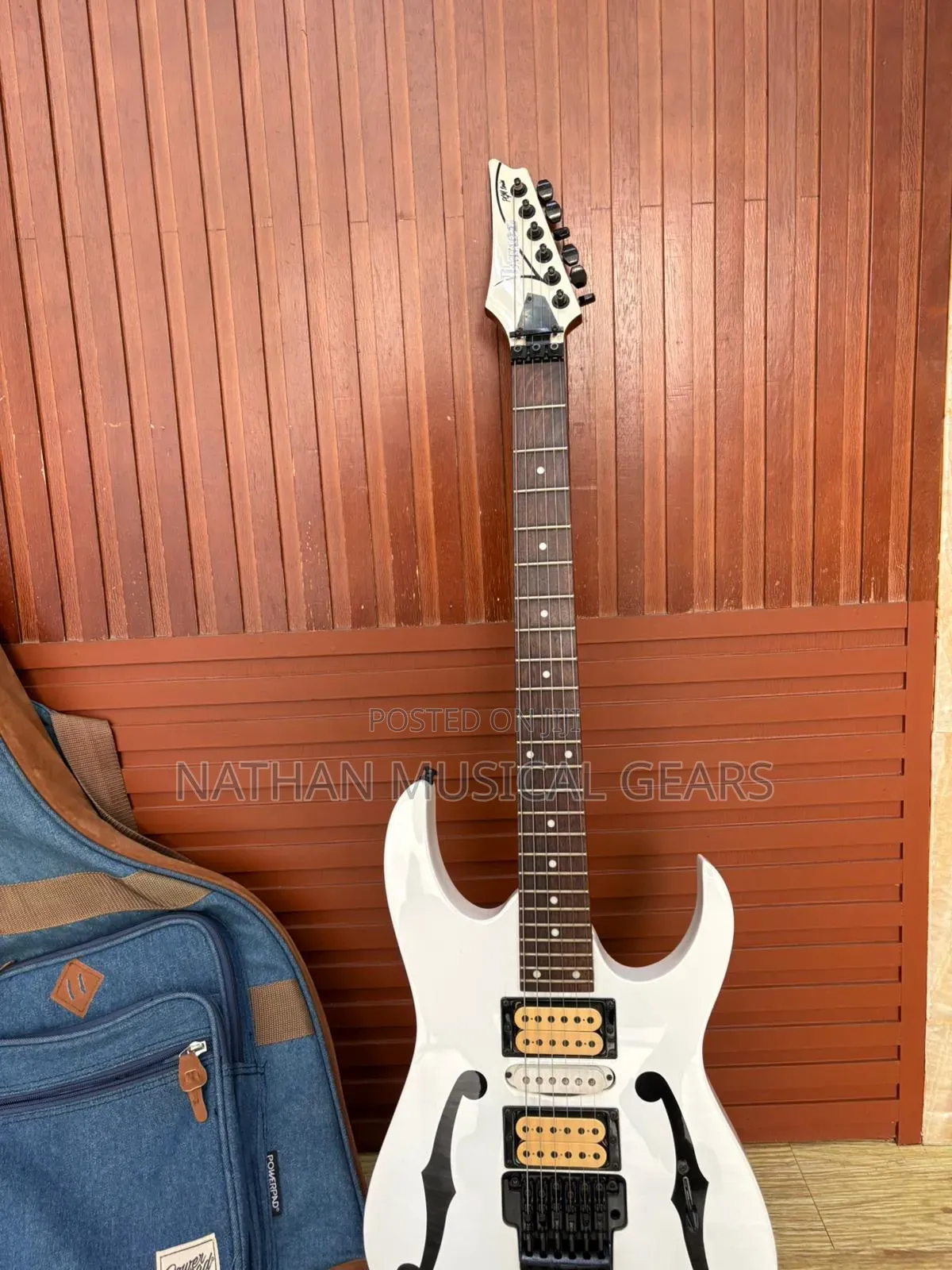 Ibanez Bass Guiter